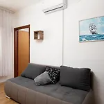 Apartman Majer *